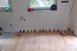 Bodenbeläge (Parkett, Fliesen, Vinyl, Laminat etc.)